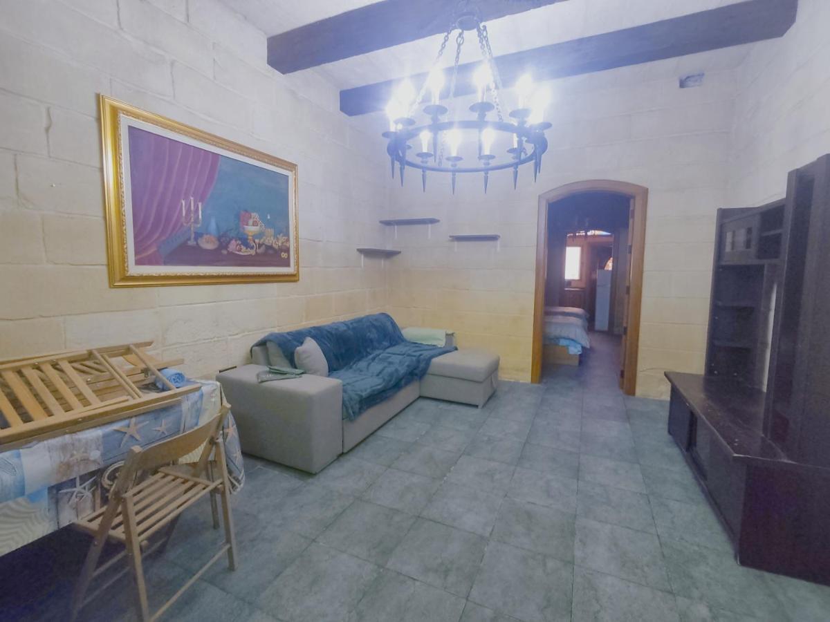 Dhara House Malta Bed and Breakfast Paola Εξωτερικό φωτογραφία